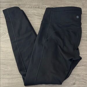 Athleta Primaloft Alpine Valley Black Leggings Size Small